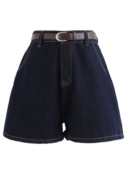 Shorts Mom de cintura alta de mezclilla azul marino con cinturón